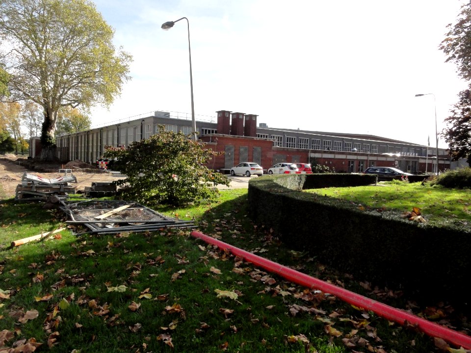Zevenaar, TURMAC (11) Gebouw 12, nu o.a. bibliotheek en publieke ruimtes, hoek links voor