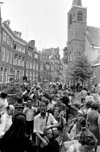 Zevende Pax Christie voettocht naar Laren, start bij Begijnhof, Bestanddeelnr 919-2417