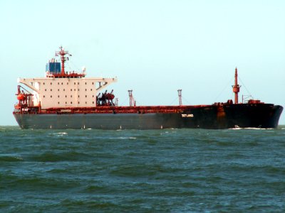 Zetland IMO 8412649 pic2 approaching Port of Rotterdam, Holland 08-Apr-2006
