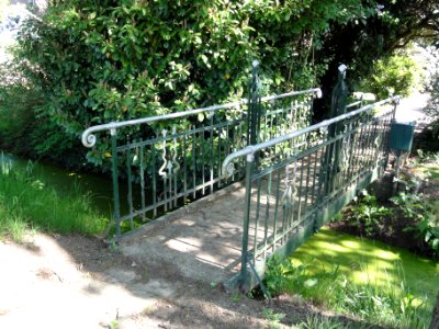 Zetten Rijksmonument 523917 Veldstraat 57 bruggetje met hekwerk