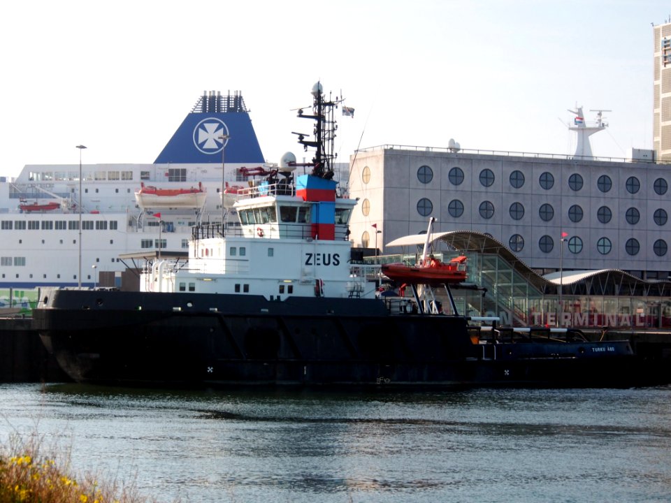 Zeus, IMO 9130729 at IJmuiden