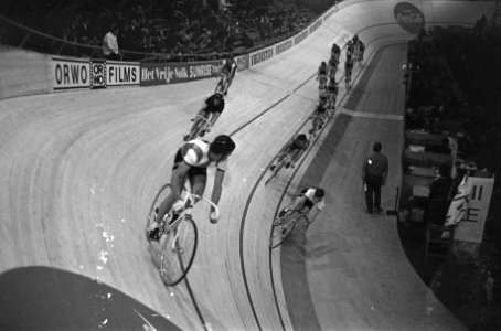 Zesdaagse te Rotterdam gestart overzicht, Bestanddeelnr 922-2613