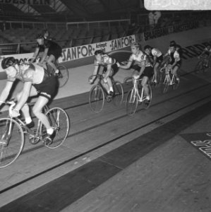 Zesdaagse wielrennen RAI Amsterdam, tweede dag, Bestanddeelnr 923-0707