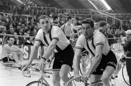 Zesdaagse in de RAI. Koppel de Belg Theo Verschueren (links) en Jaap Oudkerk(rec, Bestanddeelnr 919-8714