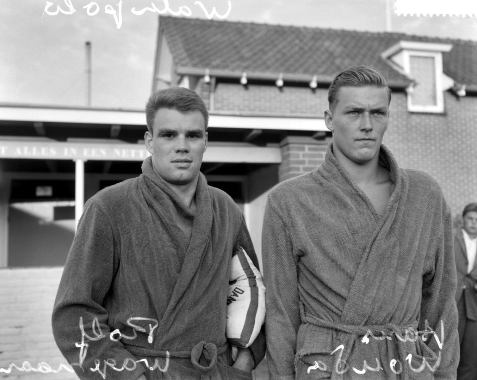 Zeslanden waterpolotoernooi te Huizen Nederland tegen Frankrijk (2-1) Rolf Wag, Bestanddeelnr 912-8253