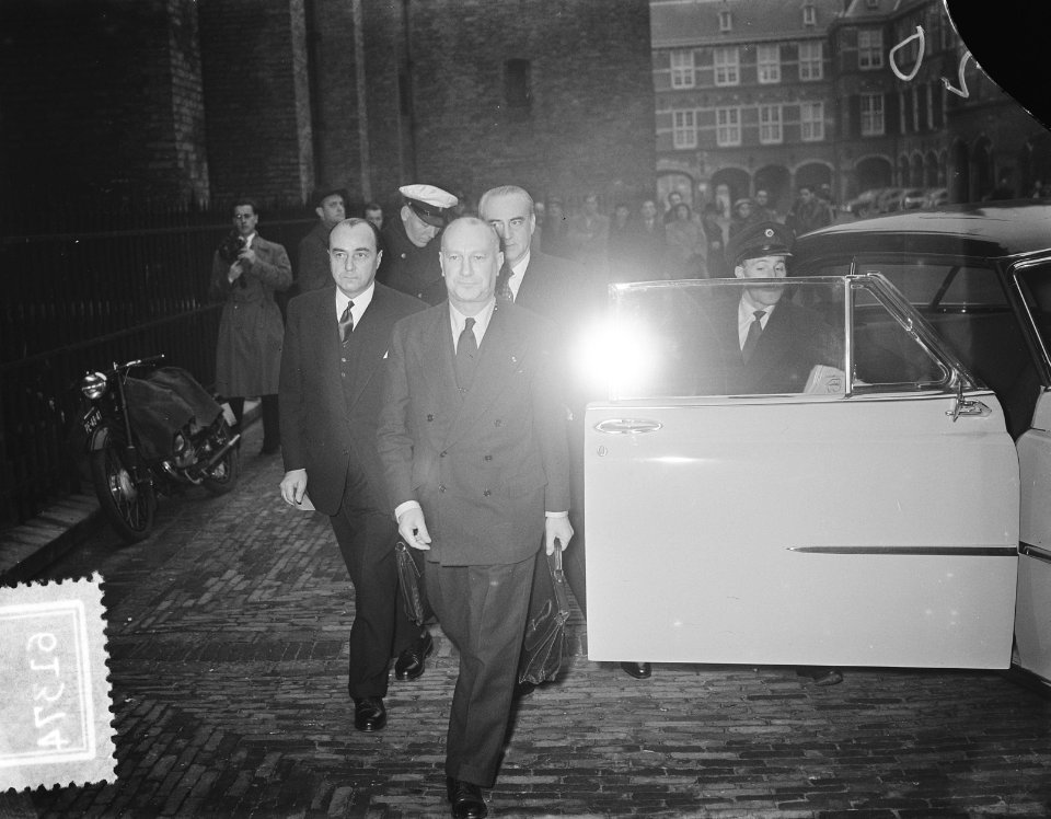 Zeslanden Ministerconferentie , Den Haag, Bestanddeelnr 906-1374
