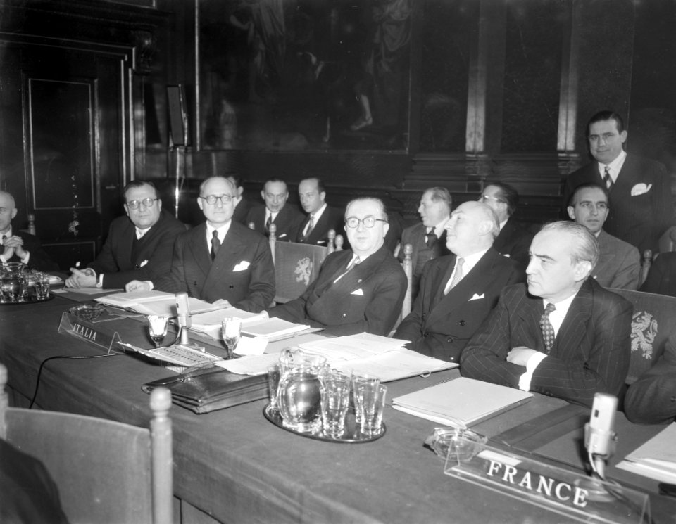 Zeslanden Ministerconferentie, Den Haag, Bestanddeelnr 906-1377