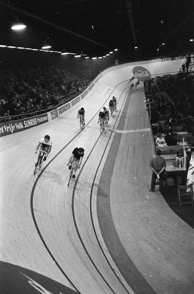 Zesdaagse te Rotterdam gestart, Bestanddeelnr 922-2619