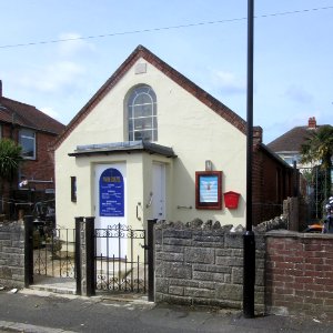 Zion Chapel, William Street, Swanmore, Ryde (May 2016) (2)