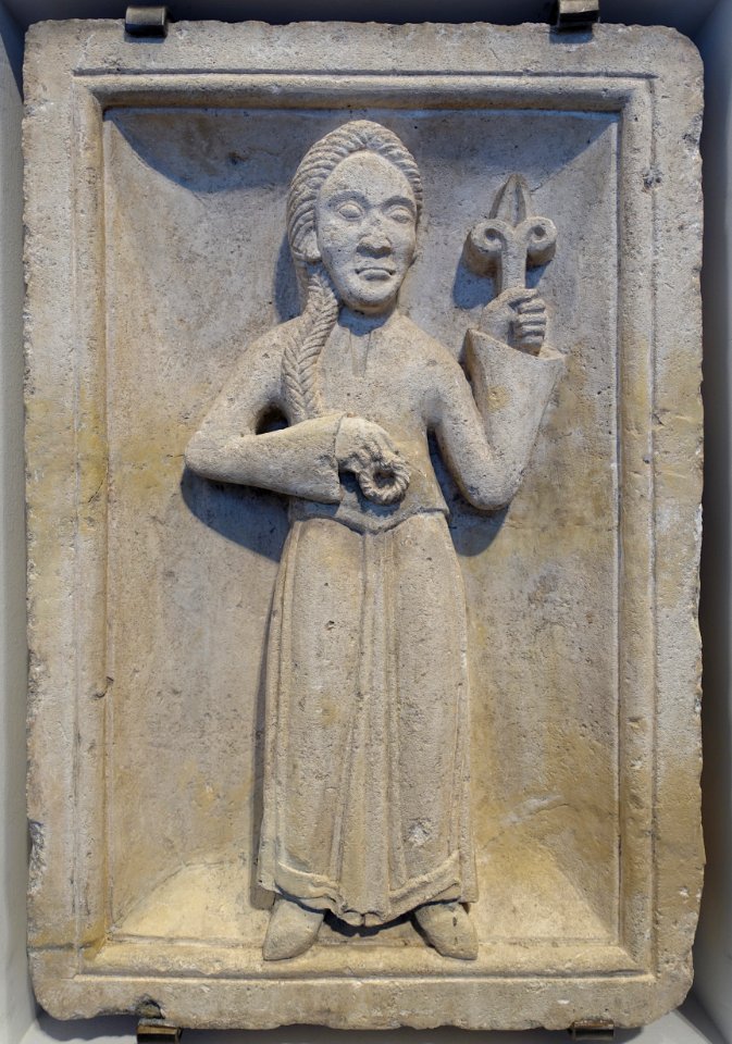 Zodiac sign of Virgo from the former Benedictine abbey in Brauweiler, c. 1100-1141, limestone - Museum Schnütgen - Cologne, Germany - DSC09759