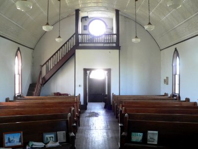 Zoar Lutheran Church interior 5