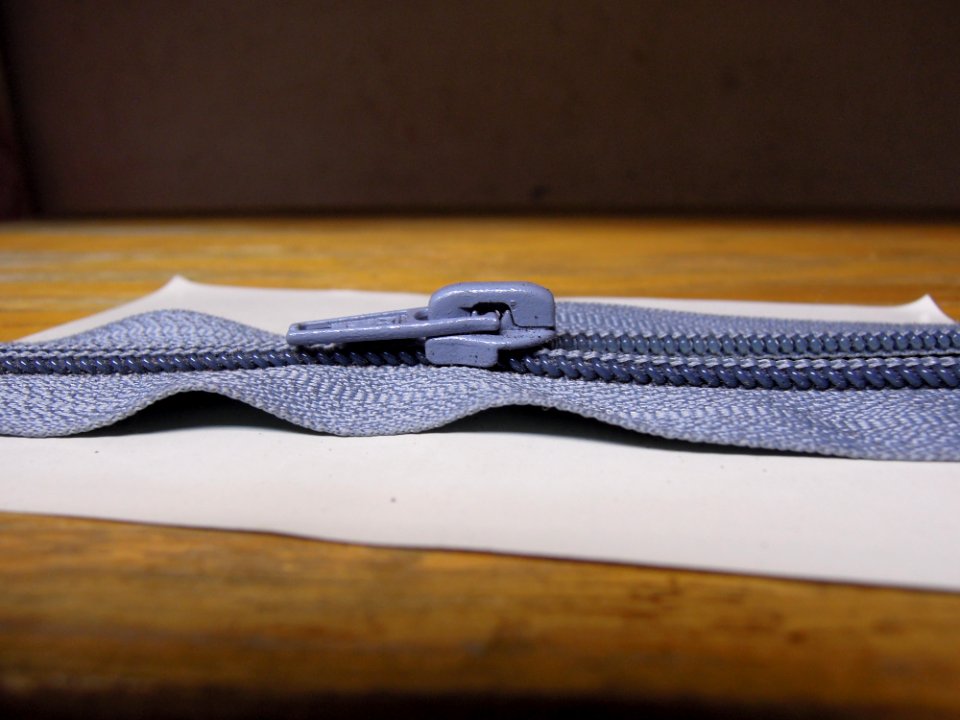 Zipper - Public Domain 01