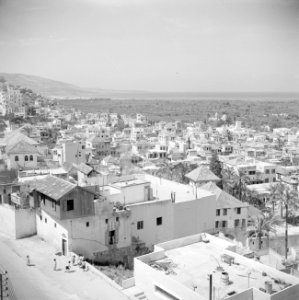Zicht vanaf de fortificatie op de stad Tripoli, Bestanddeelnr 255-6391