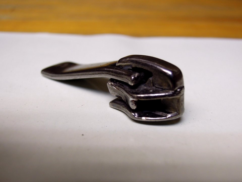 Zipper slider 0000 08