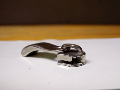 Zipper slider 0000 06