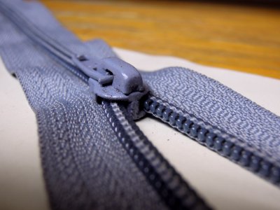 Zipper - Public Domain 03