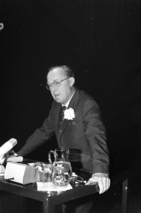 Zijne Koninklijke Hoogheid Prins Bernhard opent 3e Internationaal Congres of Med, Bestanddeelnr 922-3794