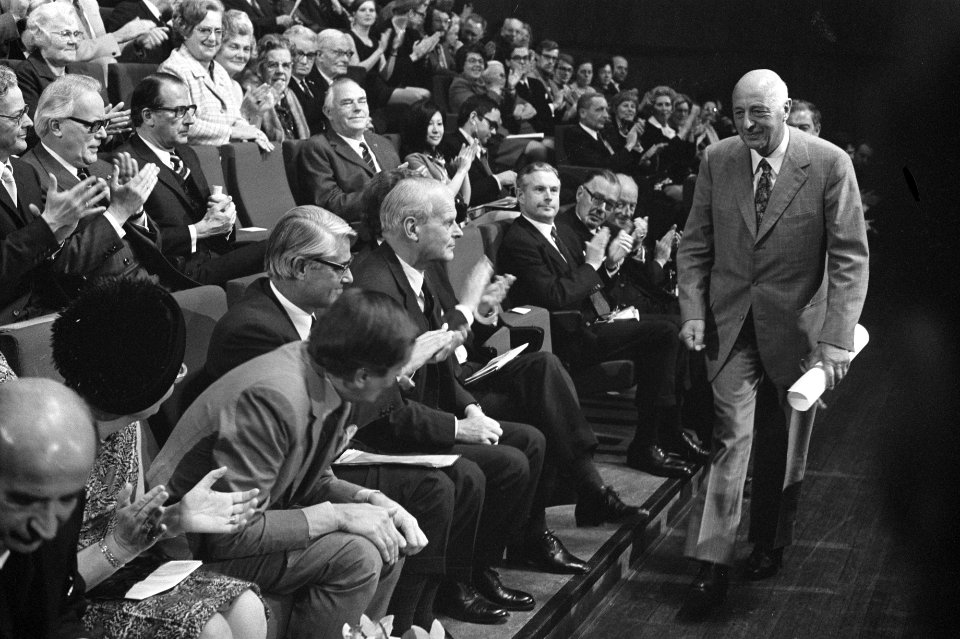 Zilveren Jubileumcongres Europese Beweging Nederland in jaarbeurscongresgebouw t, Bestanddeelnr 925-9201