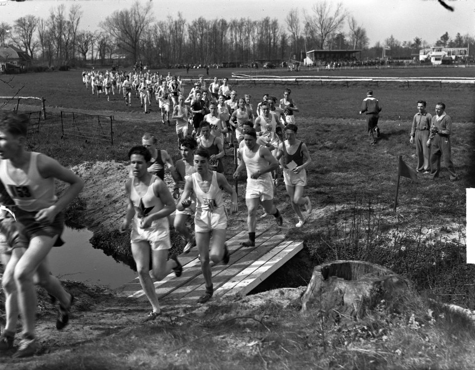 Zilverrust, veldloop 3500 m op Duindigt, Bestanddeelnr 903-3060