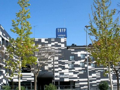 Zaragoza - Hotel Tryp 5