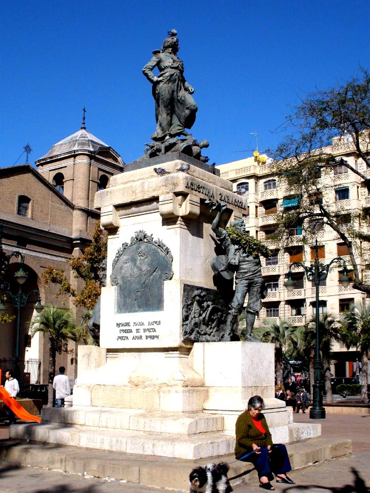 Zaragoza - Monumento a Agustina de Aragón 1