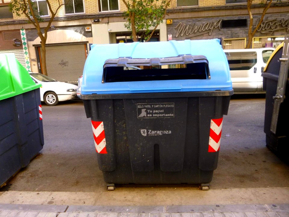 Zaragoza - reciclaje de residuos urbanos 07