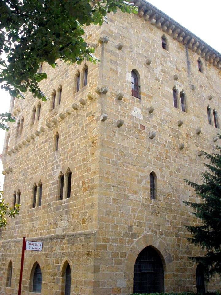 Zarauz - Torre Luzea 1