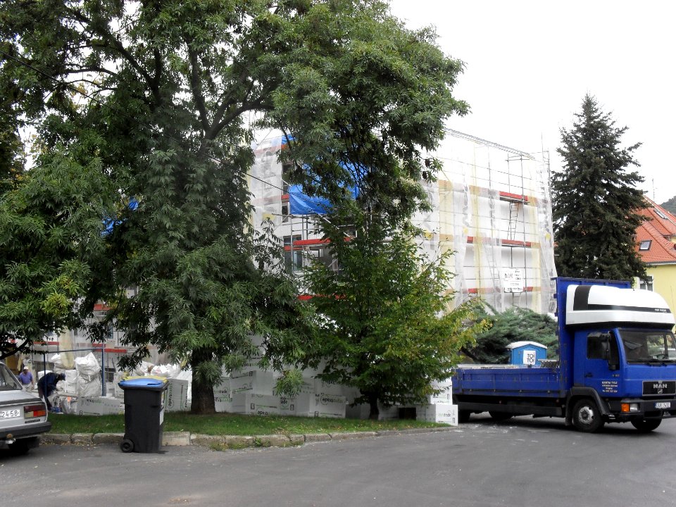 Zateplovani panelaku Teplice Sevcikova (25 9 2013) 1