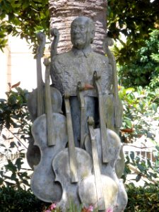Zarauz - Monumento a Frantzisko Eskudero
