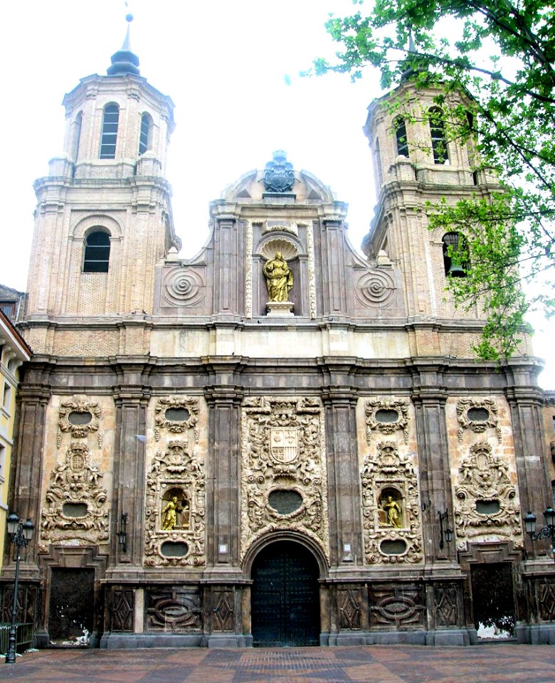 Zaragoza - Iglesia de San Cayetano y Real Capilla de Santa Isabel de Portugal 01