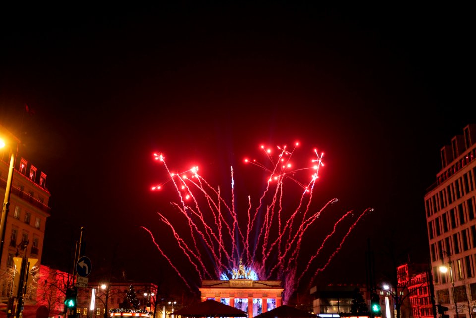 ZDF new year TV show Brandenburg gate for 2021 firework from Unter den Linden 06