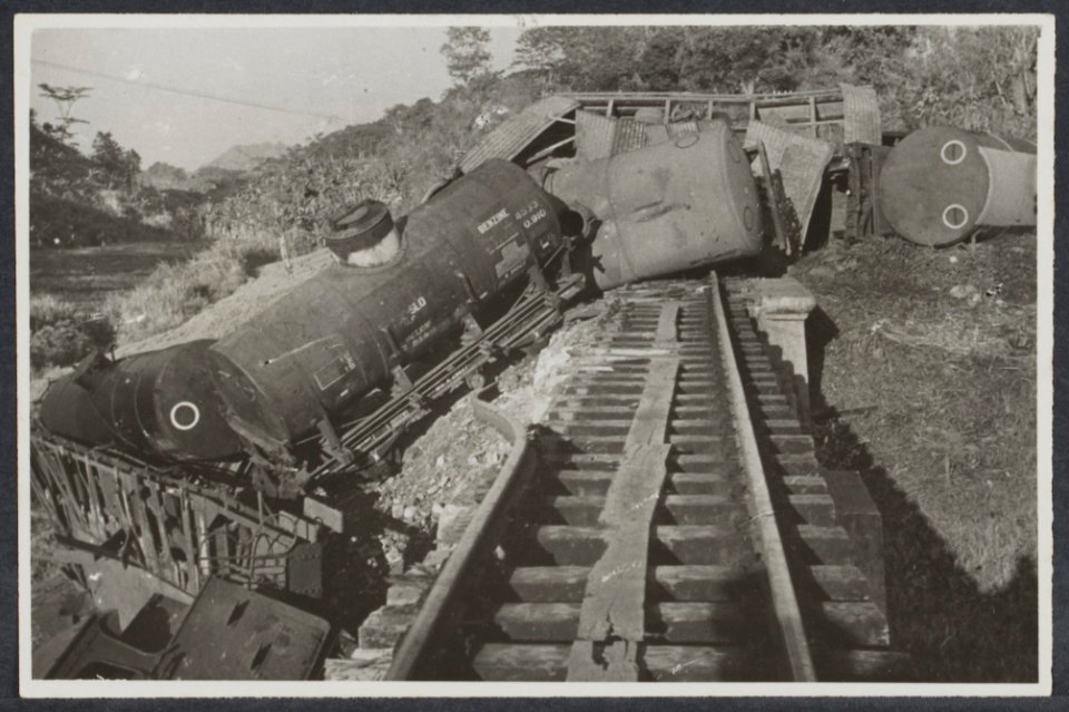 Zaterdagavond, 21 augustus 1948 om ongeveer 22.20 uur is in de nabijheid van de , Bestanddeelnr 344014 008