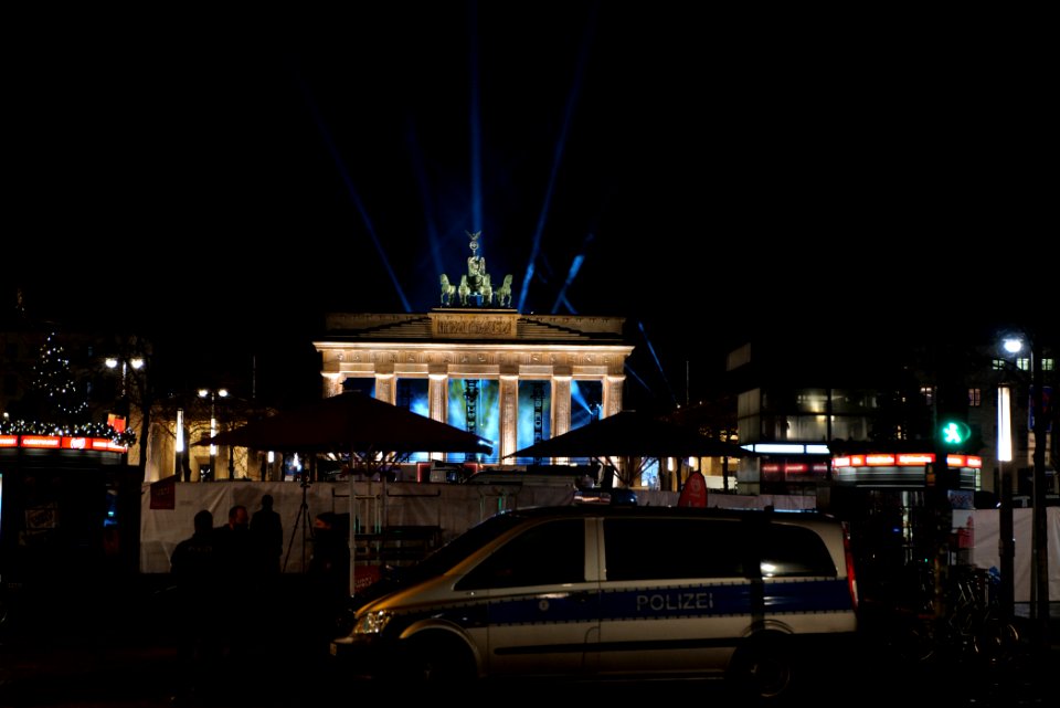 ZDF new year TV show Brandenburg gate for 2021 from outside 29