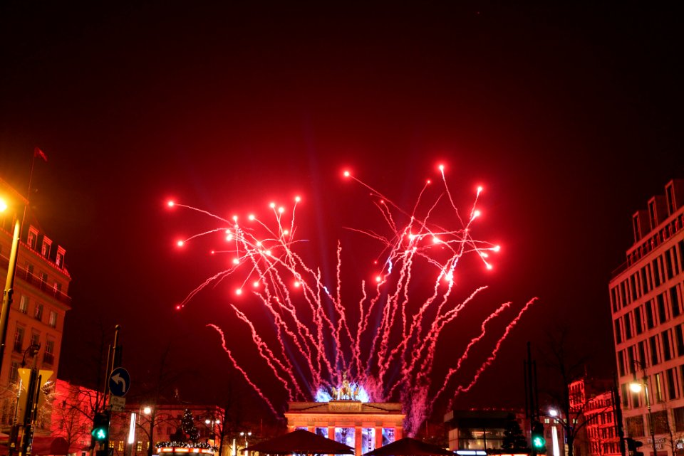 ZDF new year TV show Brandenburg gate for 2021 firework from Unter den Linden 08