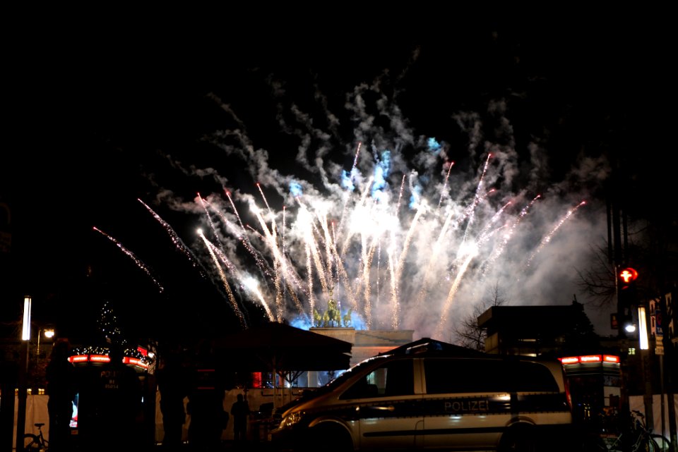 ZDF new year TV show Brandenburg gate for 2021 firework from Unter den Linden 38