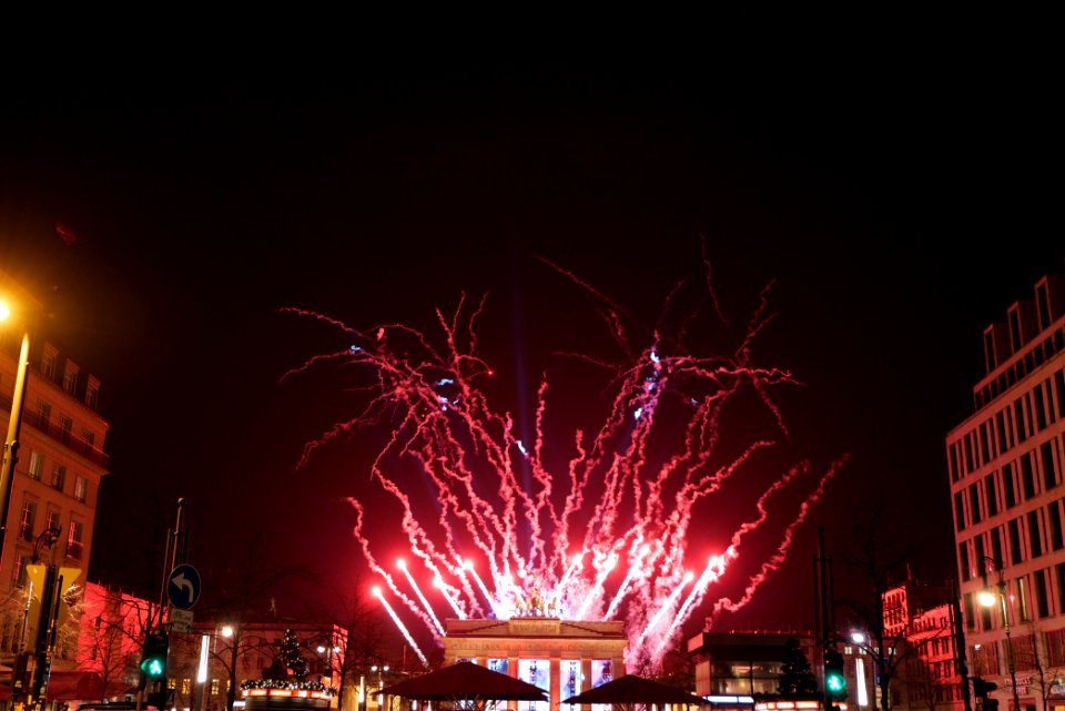 ZDF new year TV show Brandenburg gate for 2021 firework from Unter den Linden 10