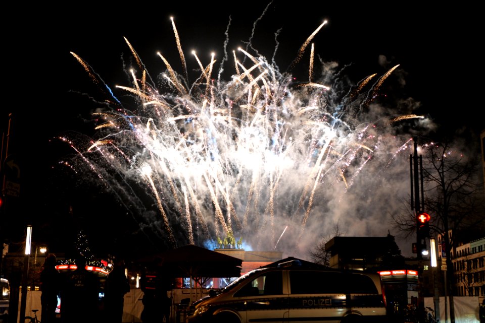 ZDF new year TV show Brandenburg gate for 2021 firework from Unter den Linden 50