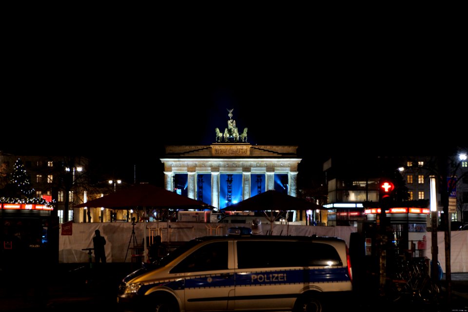 ZDF new year TV show Brandenburg gate for 2021 from outside 06