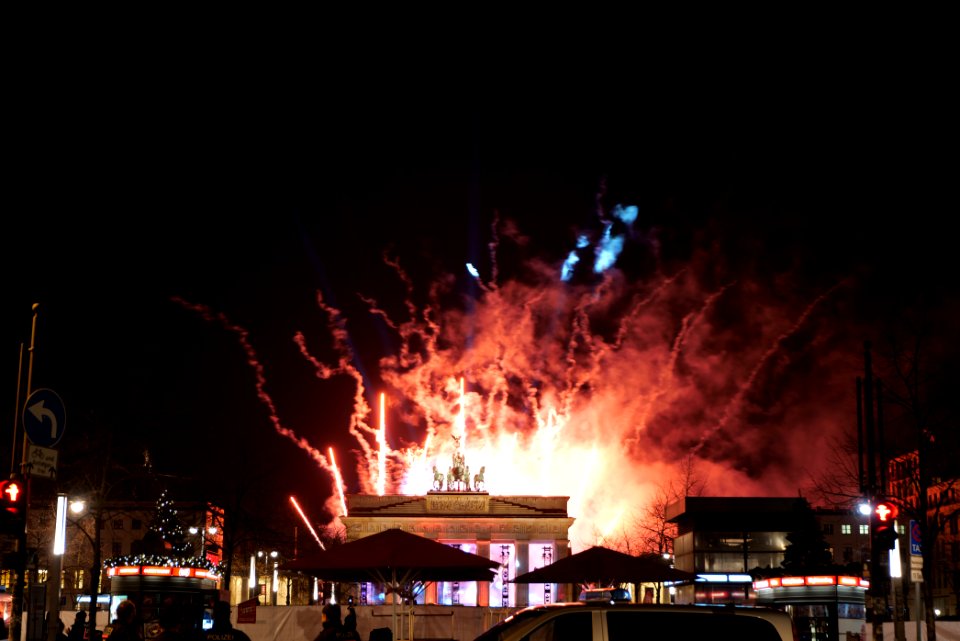 ZDF new year TV show Brandenburg gate for 2021 firework from Unter den Linden 26
