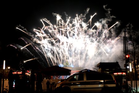 ZDF new year TV show Brandenburg gate for 2021 firework from Unter den Linden 42