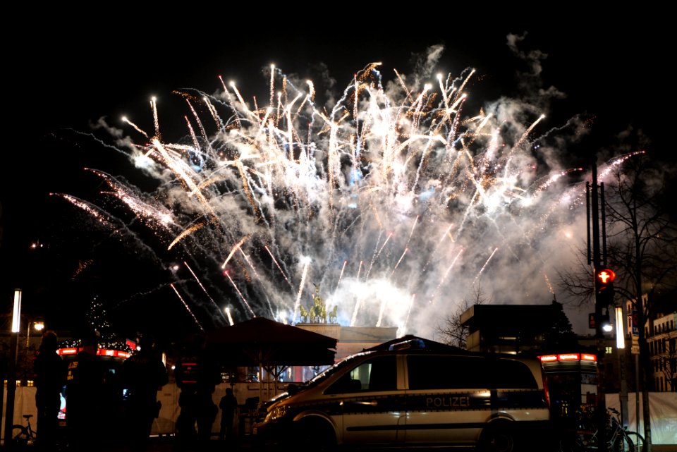 ZDF new year TV show Brandenburg gate for 2021 firework from Unter den Linden 46