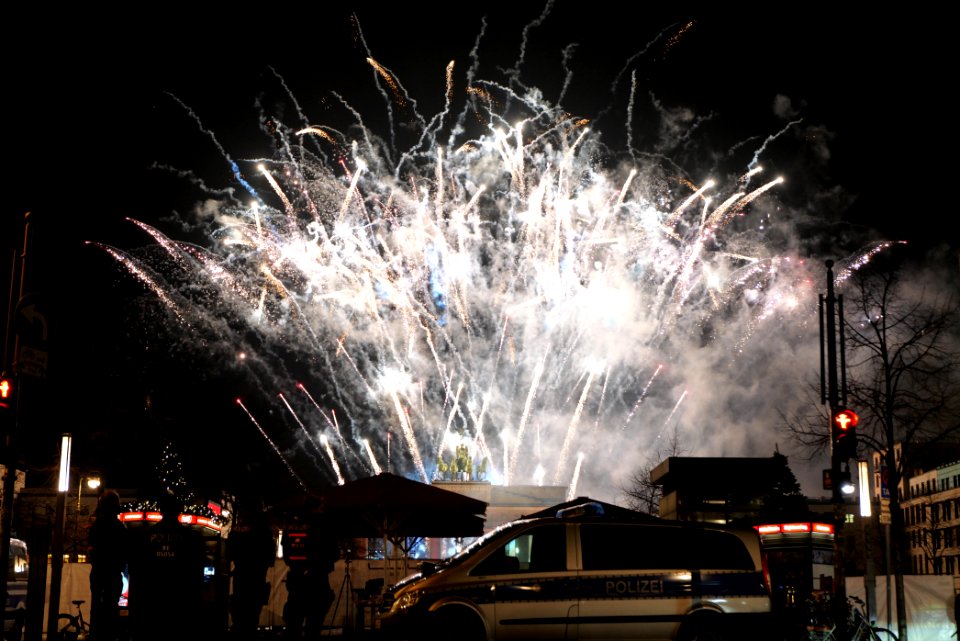 ZDF new year TV show Brandenburg gate for 2021 firework from Unter den Linden 52