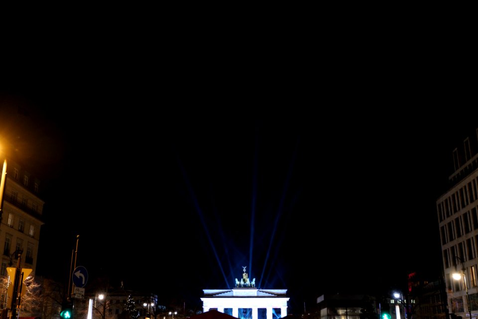ZDF new year TV show Brandenburg gate for 2021 from outside 23