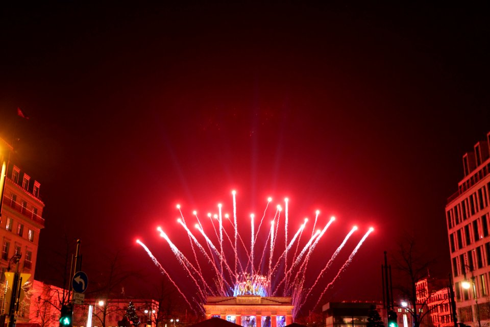 ZDF new year TV show Brandenburg gate for 2021 firework from Unter den Linden 04