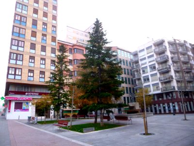 Zamora - Plaza del Maestro y Viviendas La Torrecilla