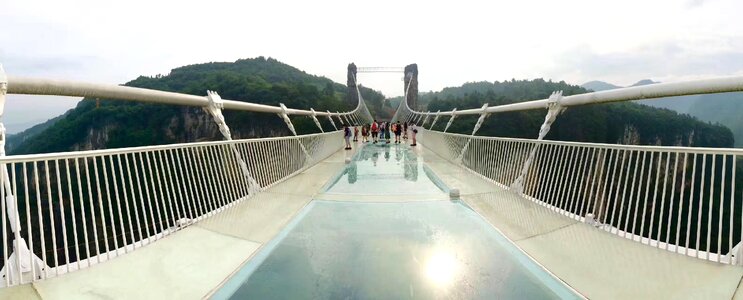 Zhangjiajie glass bridge chinese glass bridge