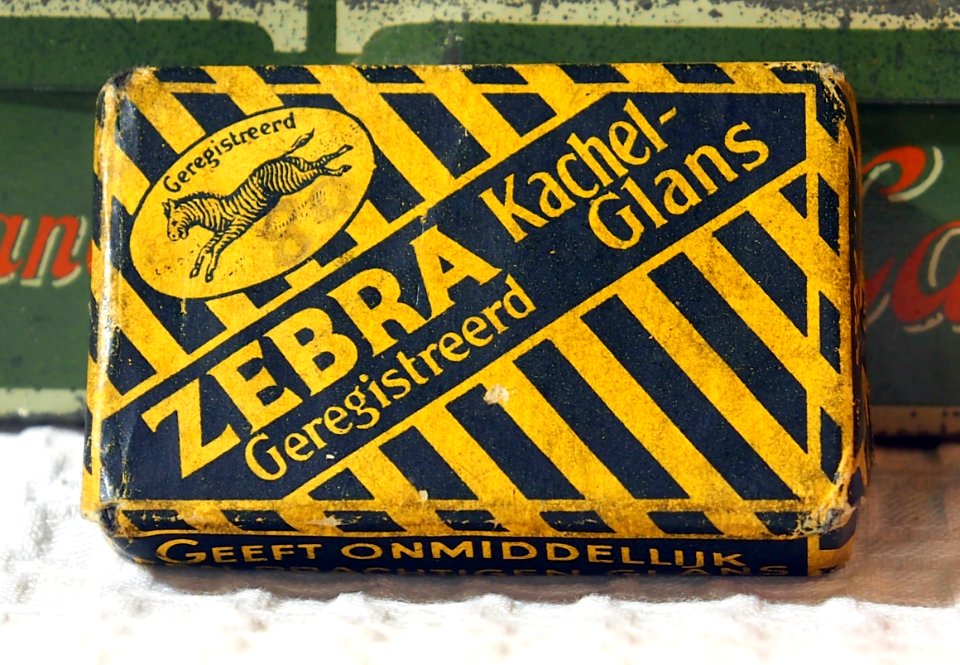 Zebra Kachel Glans pic1