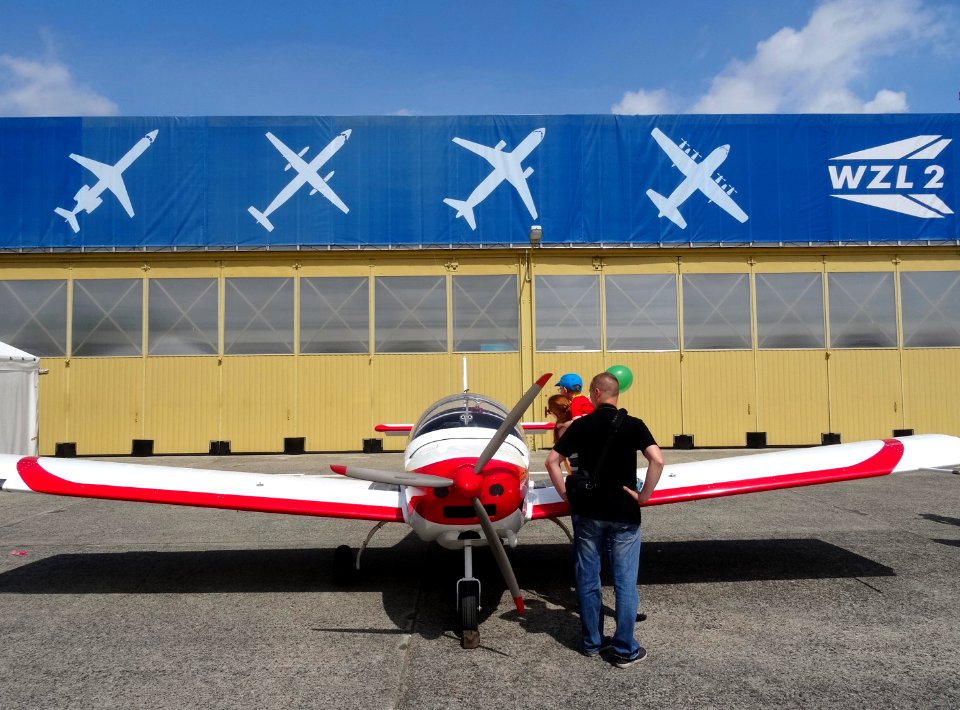 Zenith Zodiac - Bdg Air Fair 19 5-2016 (1)