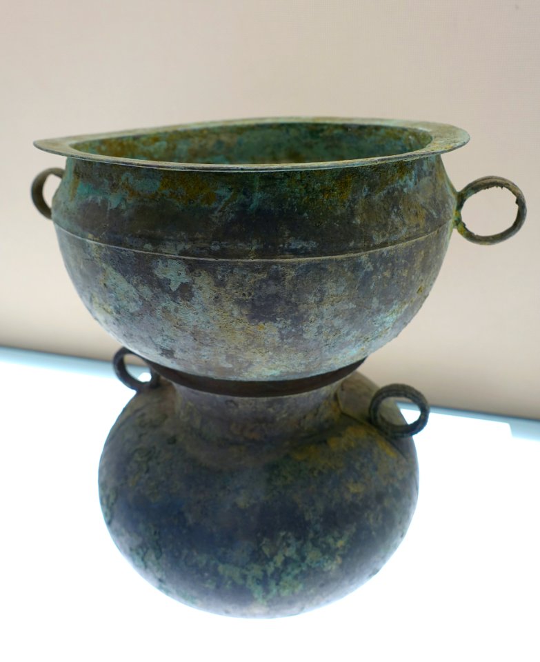 Zeng cooking ware, China, unearthed at Xiaotianxi, Fuling district, Chongqing City, Warring States period, 475-221 BC, bronze - Sichuan Provincial Museum - Chengdu, China - DSC04240