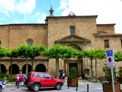 Zegama - Iglesia de San Martín de Tours, exteriores 09
